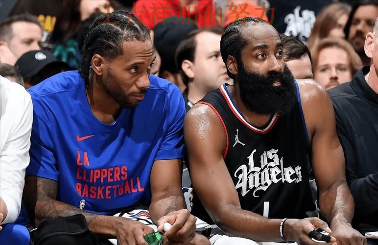 哈登连续破门状态持续升温 主帅用人思路受到讨论 哈登连续破门状态持续升温 主帅用人思路受到讨论